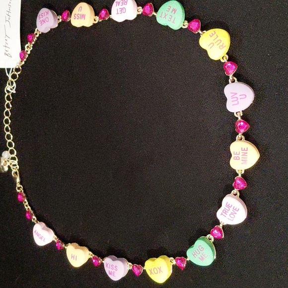 Betsey Johnson Jewelry - BETSEY JOHNSON  SWEETHEART NECKLACE